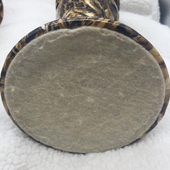 Vintage zebra design candle holders. - Picture 7 of 10